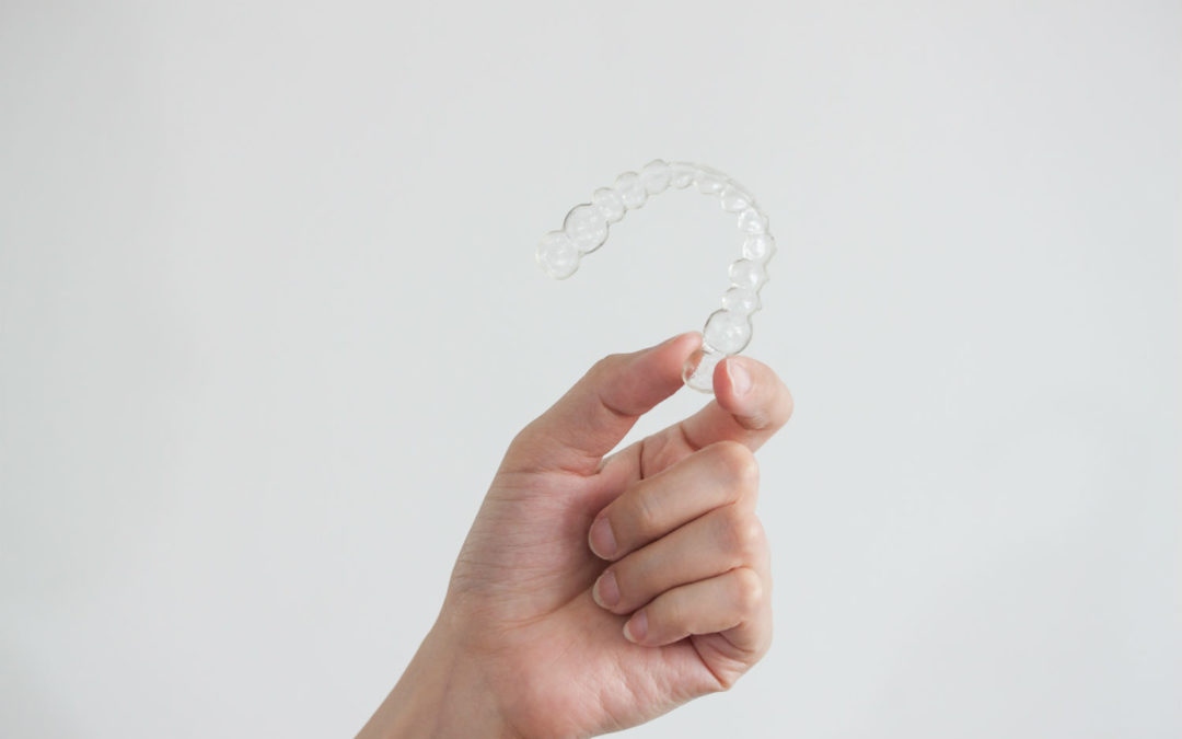 What Should I Do If My Invisalign Trays Aren’t Tracking? 4 Steps You Can Take