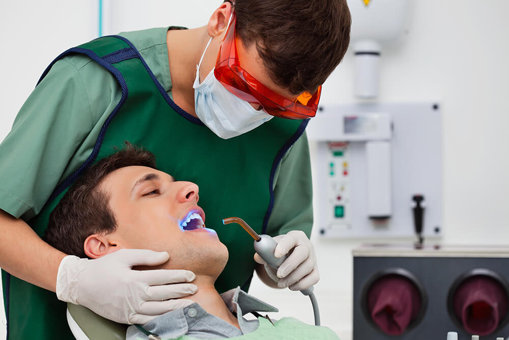 Dental Sealants vs Fluoride Treatments
